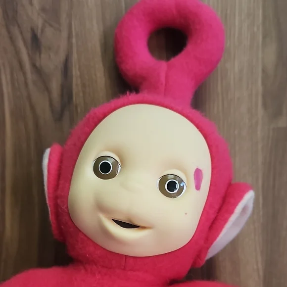 Vintage 1998 Teletubbies Talking Po, 15 Inch Plush - Picture 6 of 9